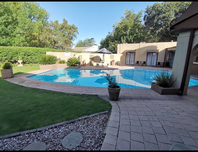 8 BEDROOM HOUSE FOR SALE IN VANDERBIJLPARK SW 5